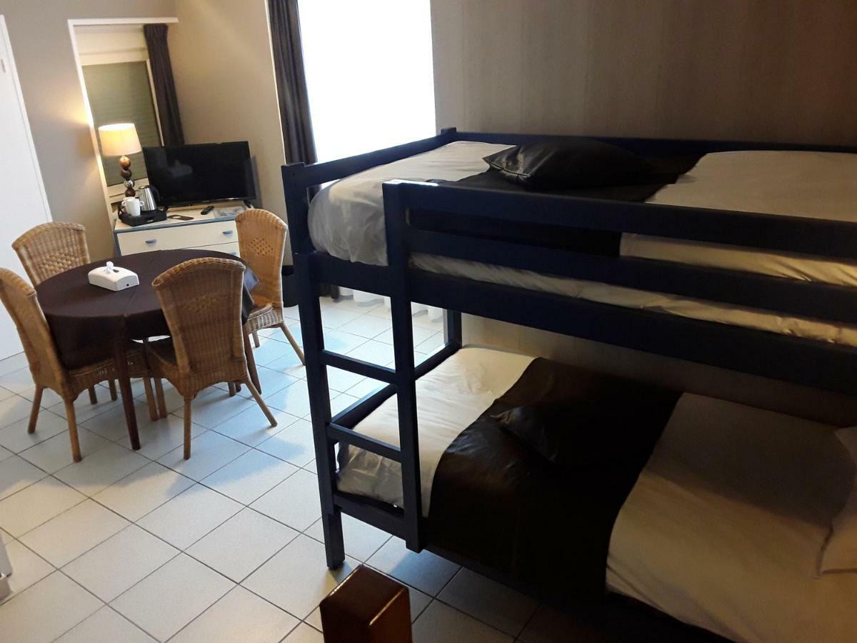 Hotel Les Ondines Saint-Guénolé Esterno foto